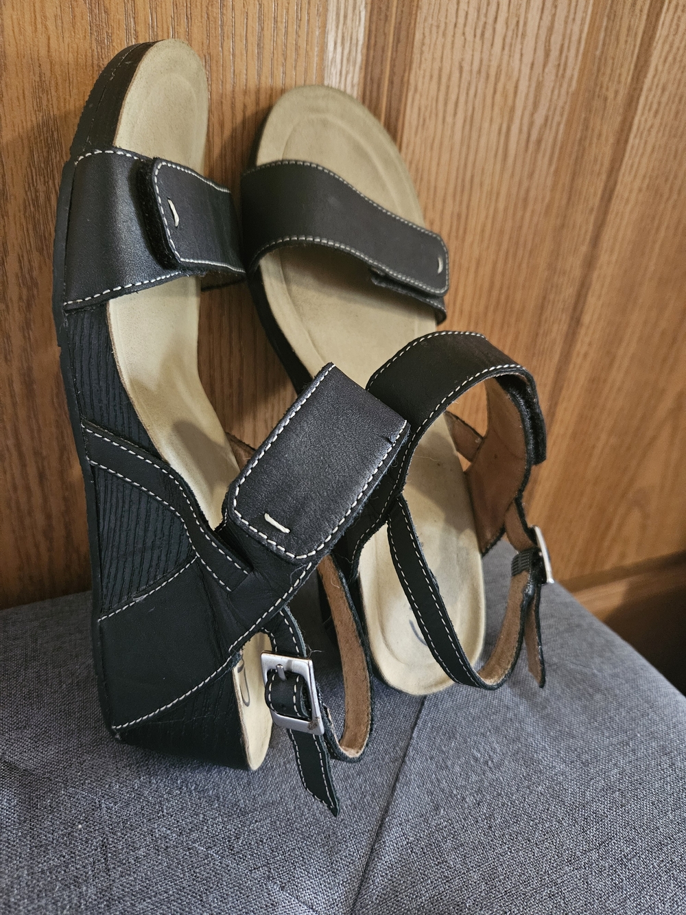 Women's Black Leather Adjustable Strap Sandals